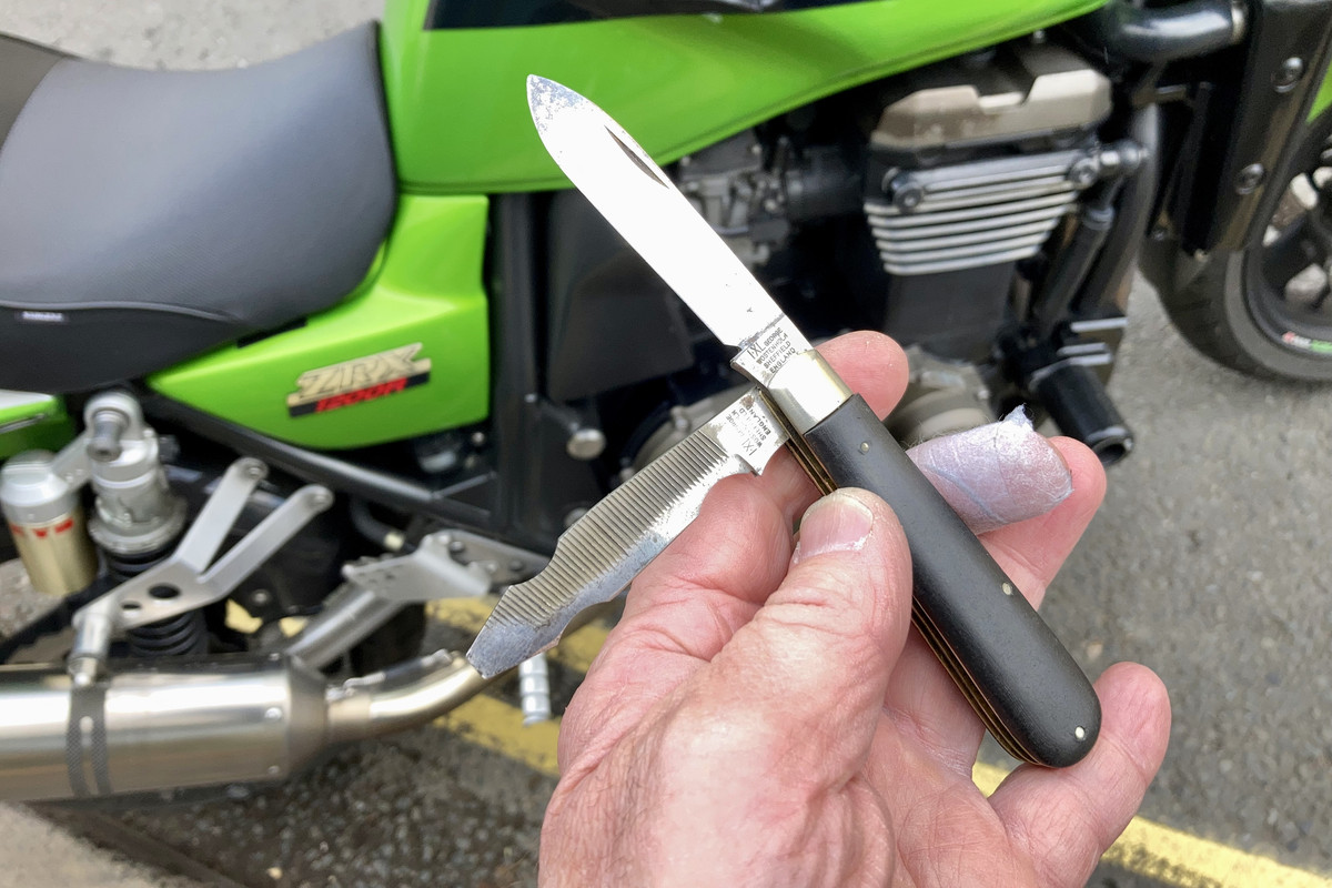 18BC753C-6BCF-47EE-B16D-4FCAB6A93F3B