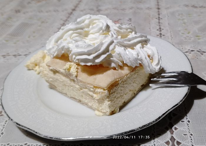 https://i.postimg.cc/3wW4vk6Z/kremes-2022-04-11.jpg