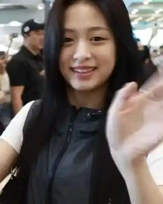 20250525_173458_copy_329x412