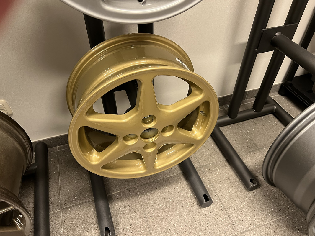 6B2B5FB6-F4EC-44AC-9766-2C15E11430AD