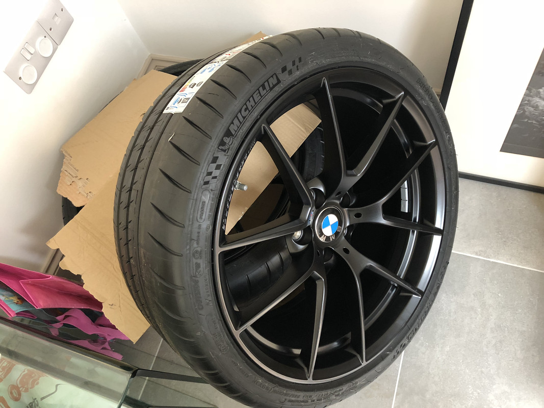 CD5E1520-656C-49F5-9708-FDCFA3D4837F