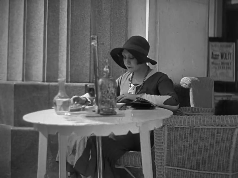 vlcsnap-2020-07-22-18h50m00s857