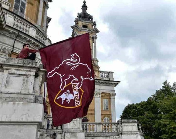Oggi è il giorno della commemorazione del Grande Torino: il programma dei granata dans Articoli di Giornali e News Superga
