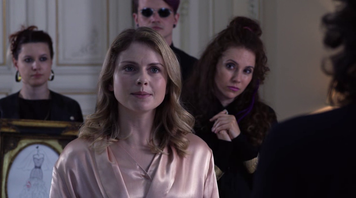 vlcsnap-2018-12-02-16h06m54s014