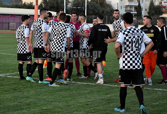 , &Tau;&epsilon;&lambda;&iota;&kappa;ό&sigmaf; &Kappa;&upsilon;&pi;έ&lambda;&lambda;&omicron;&upsilon; &Mu;&epsilon;&sigma;&sigma;&eta;&nu;ί&alpha;&sigmaf;: &Phi;&omega;&tau;&omicron;&rho;&epsilon;&pi;&omicron;&rho;&tau;ά&zeta; &alpha;&pi;&omicron; &tau;&eta;&nu; &Pi;&alpha;&rho;&alpha;&lambda;ί&alpha;