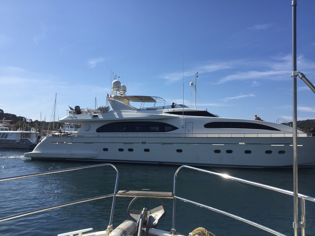 625F304A-30D2-4C06-A7EB-4CB4DF91E296