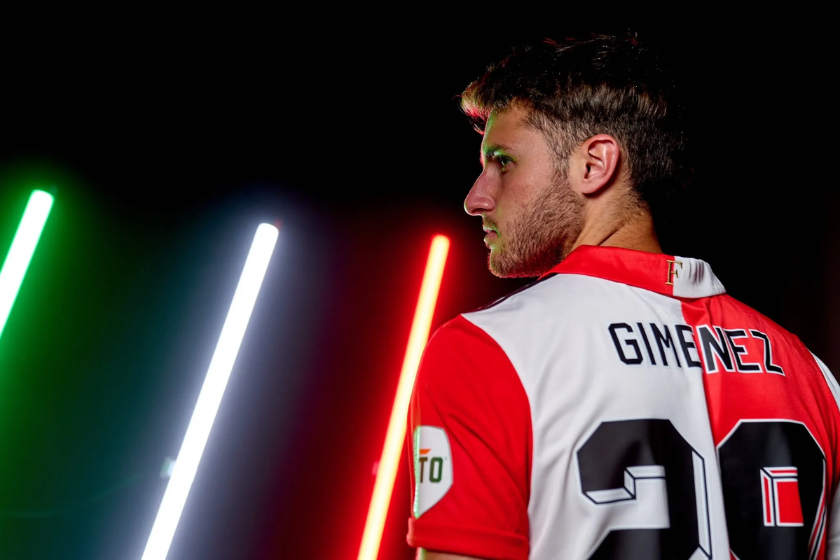 Santiago Giménez aún no pierde la fe de ir al Mundial 2022