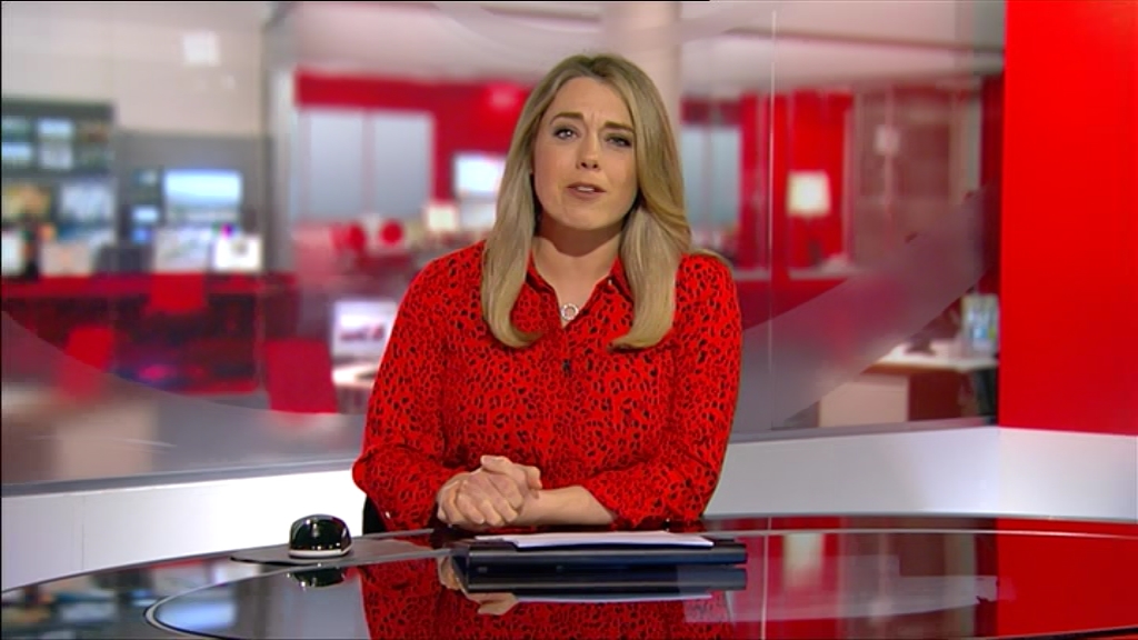 02.09 - 18.30.00 - This Is BBC One HD. Please switch over to BBC One.ts_snapshot_18.56.052