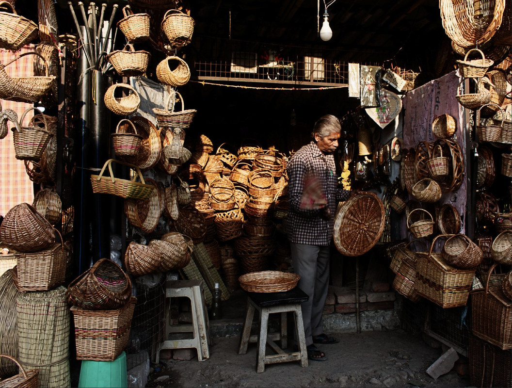 People-basket-seller.jpg