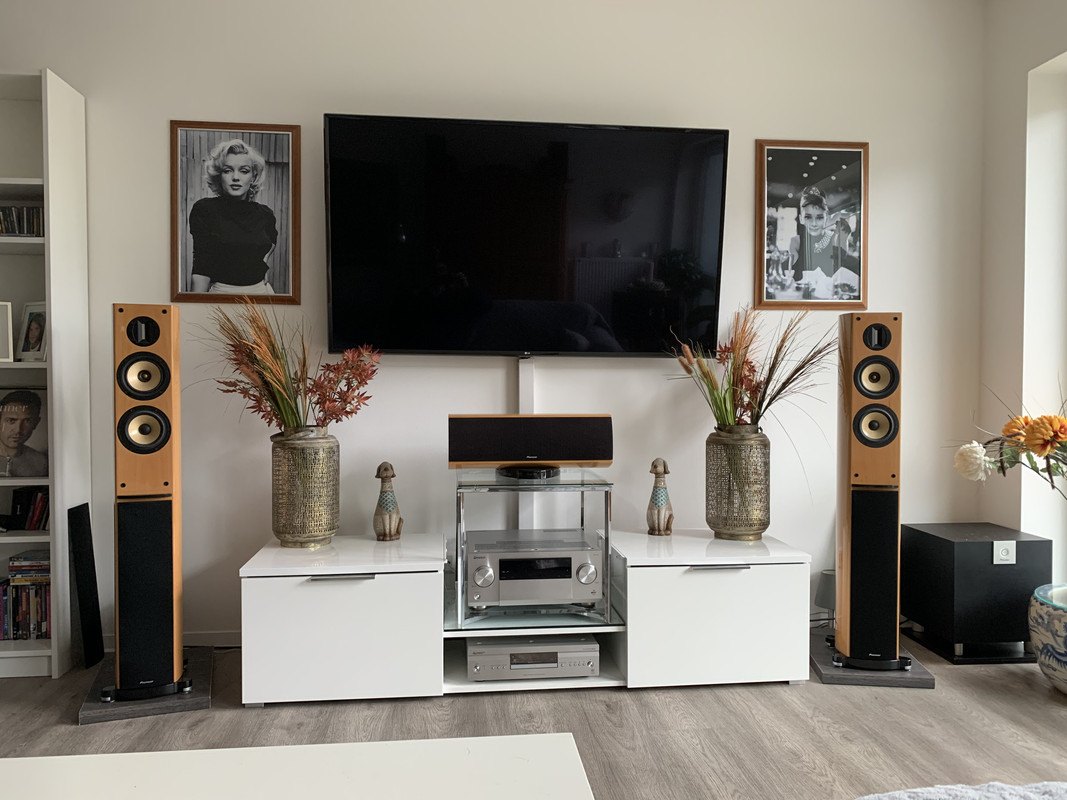 6F7A05BB-F62A-42EE-8B9F-83D8352ABA10