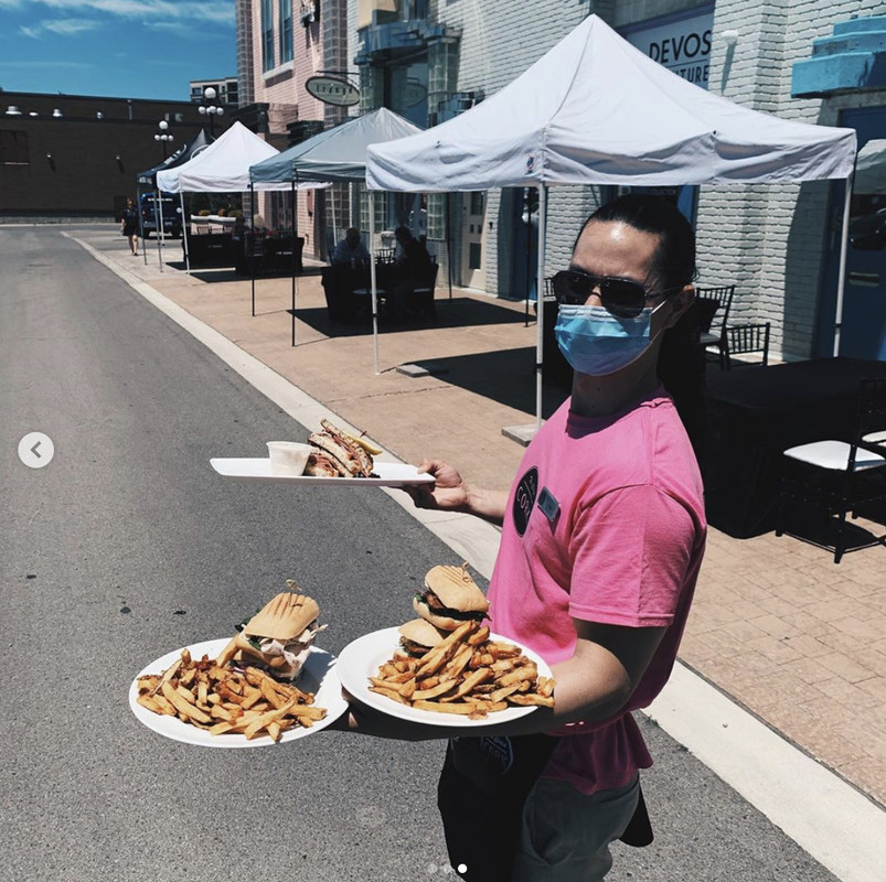 8733B944-E303-4C84-B639-DEF82E2E1BCB