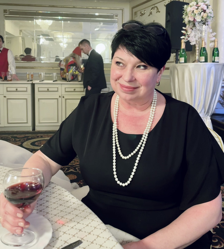 CBB70D8F-1023-4C3D-985C-1C4DA85C8508