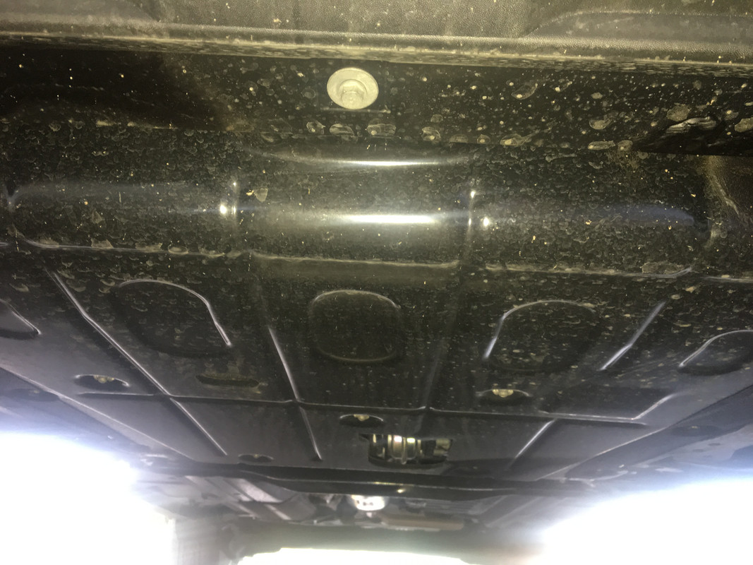 EDA63B2B-2CFE-45A7-96A5-FA880AB36816