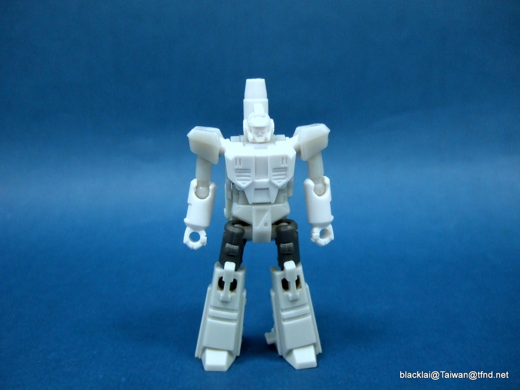 Prototype-Nightstick-1