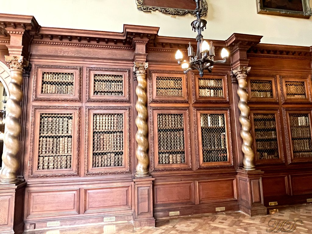 BH-library-HD.jpg