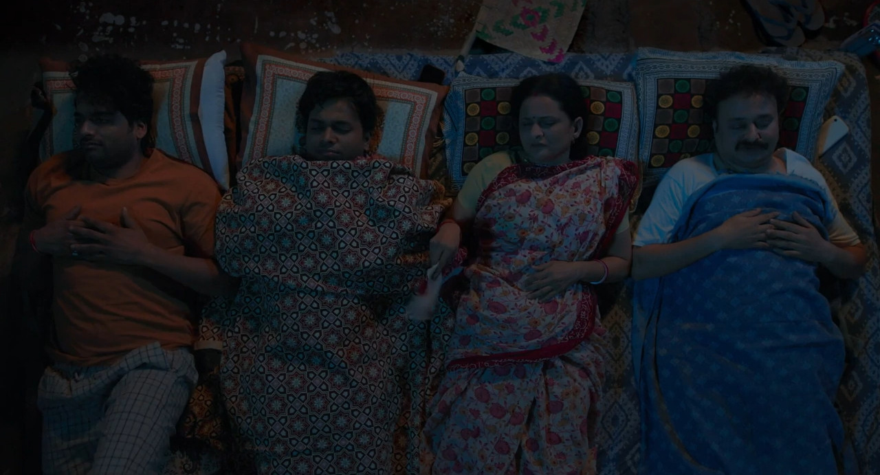 Gullak 2022 WebRip Season 3 [Hindi + Tamil + Telugu + Malayalam + Kannada] 480p 720p ESub Screenshot