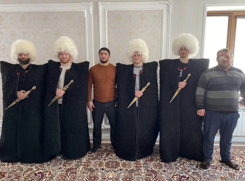 Джейсън Нолф: В Дагестан ни хранеха по 8 пъти на ден! Всичко е безплатно