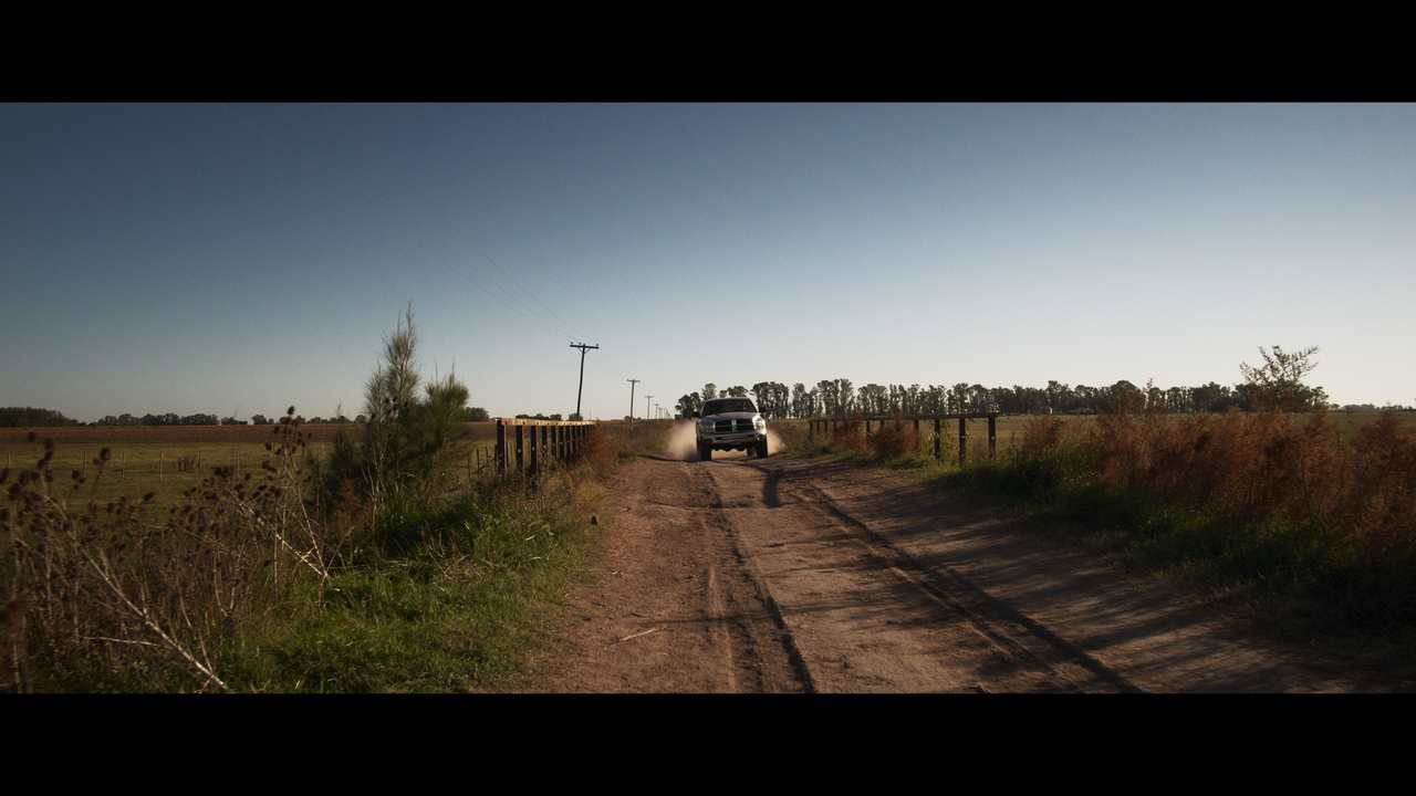 mpv-shot_Cuando.Acecha.La.Maldad.AKA.When.Evil.Lurks.2023.2160p.UHD.UK.BDRemux.HDR.DV.HEVC-Нечипорук