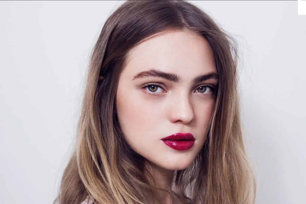 Labios efecto vinilo, la nueva tendencia de maquillaje viral