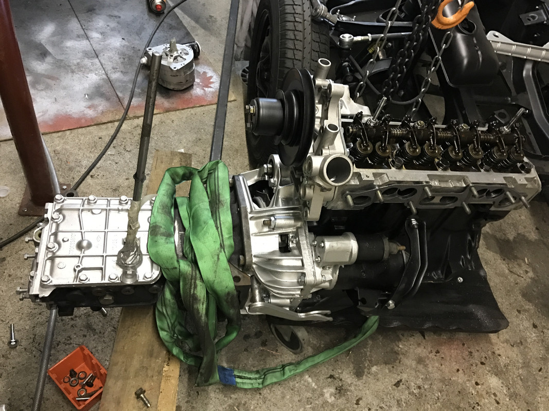 Restauration 4L (1322)