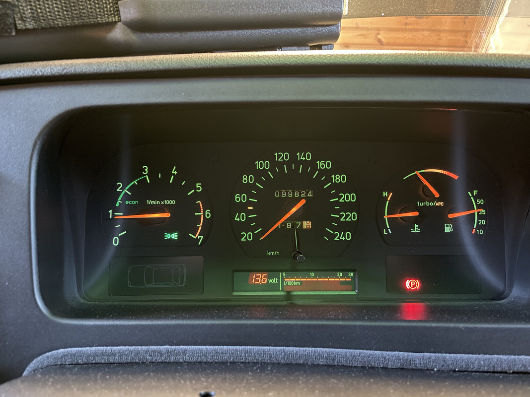 0457FE36-25F1-4B33-9DC4-98E4B26ED9EA