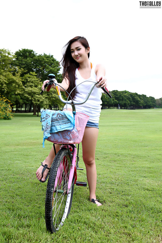 lolita-cheng-850010