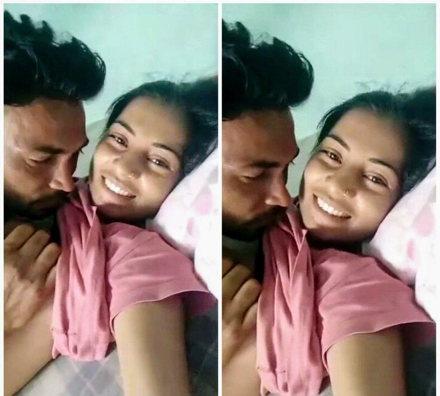 Desi girlfriend enjoying sex exclusive video
