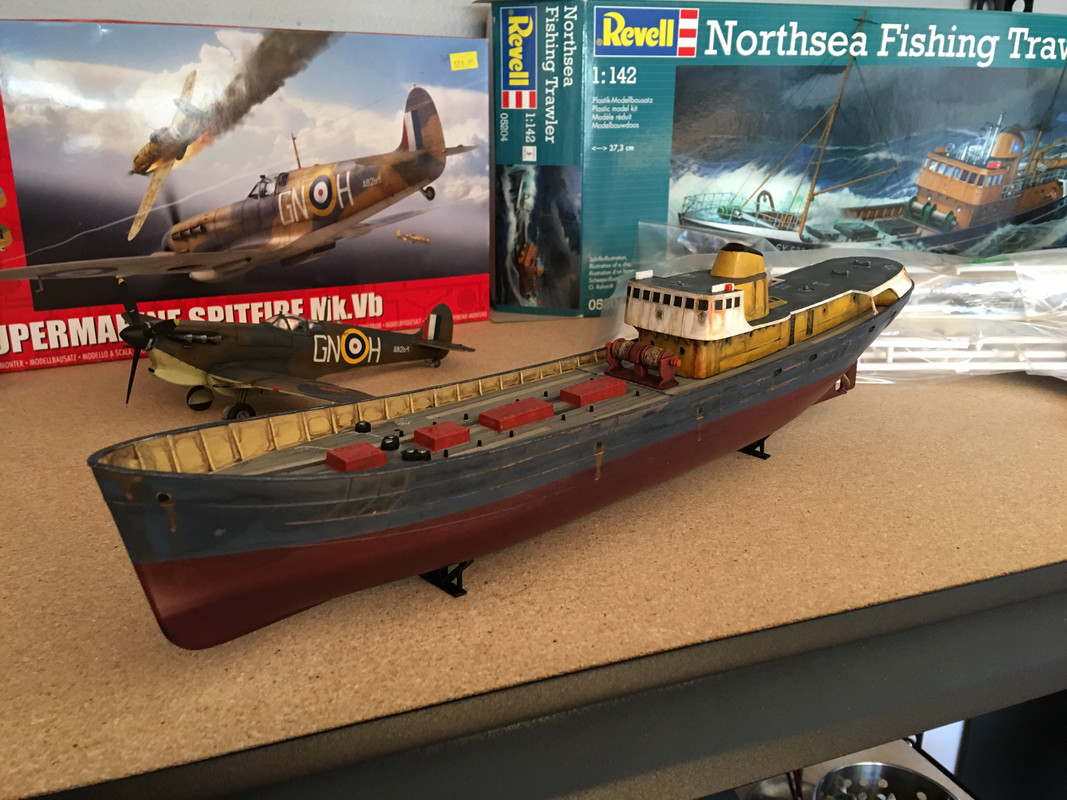 Revell Northsea Trawler (Complete) - FineScale Modeler - Essential