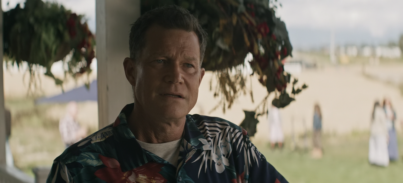 Superman.&.Lois.S03E01.Closer.1080p.10bit.AMZN.WEB-DL.DDP5.1.HEVC-Vyndros.mkv_snapshot_24.04_[2023.0