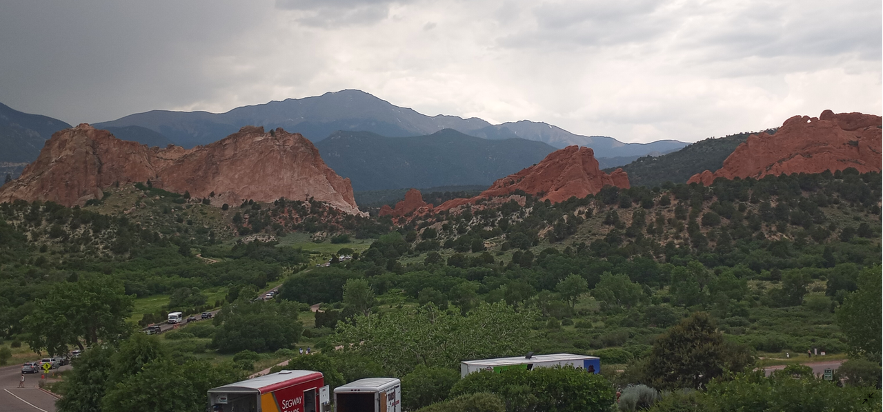 [Image: 8-Garden-Of-Gods-In-Colorado-Spring2.png]