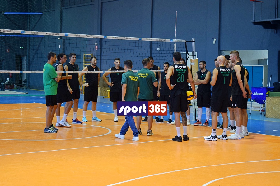 , &Kappa;&alpha;&lambda;&alpha;&mu;ά&tau;&alpha; 80: &Xi;&epsilon;&kappa;ί&nu;&eta;&mu;&alpha; &mu;&epsilon; &sigma;&tau;ό&chi;&omicron; &tau;&eta;&nu; &alpha;&xi;&iota;&omicron;&pi;&rho;ό&sigma;&epsilon;&chi;&tau;&eta; &pi;&alpha;&rho;&omicron;&upsilon;&sigma;ί&alpha; &sigma;&tau;&alpha; &sigma;&alpha;&lambda;ό&nu;&iota;&alpha; &tau;&eta;&sigmaf; Volley league (pics & vid)