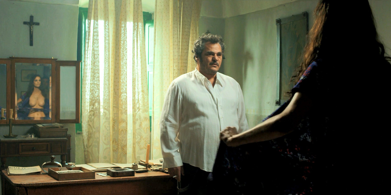 Gaia Bermani Amaral - The Last Paradiso.mkv_snapshot_01.26.054