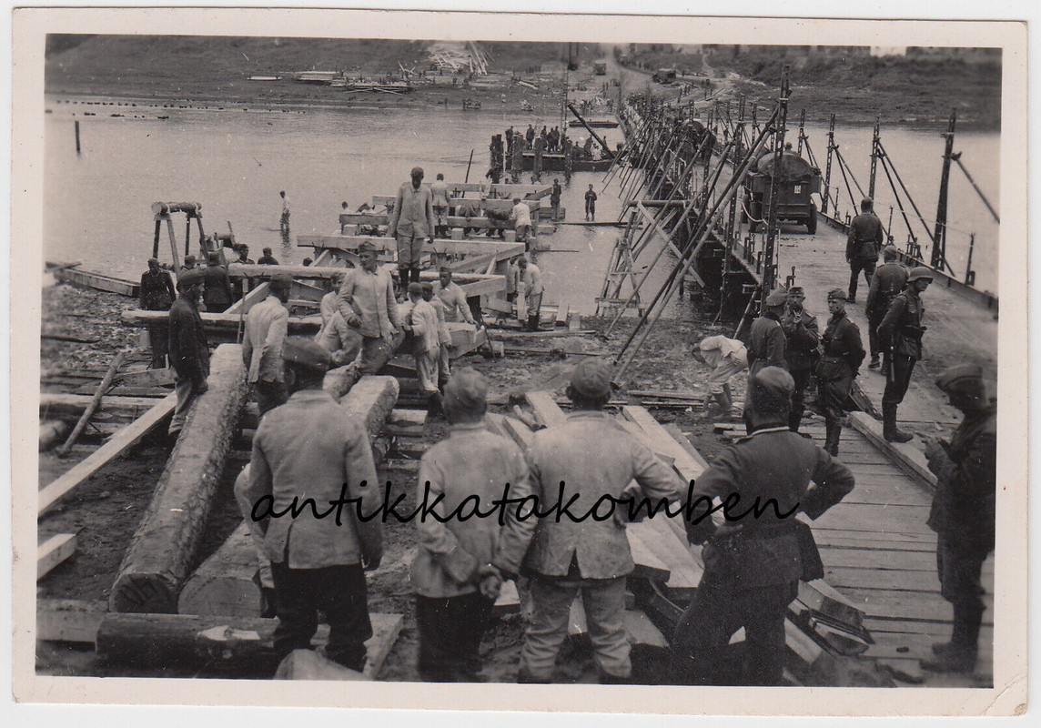 Foto 2.Wk Russland Ukraine Wehrmacht Soldaten bauen Kriegsbrücke Brückenbau
