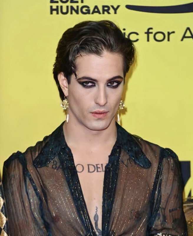 B3F18B39-2128-4872-A21A-0381E99E87BA