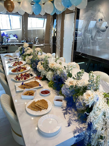 Yacht rentals Dubai
