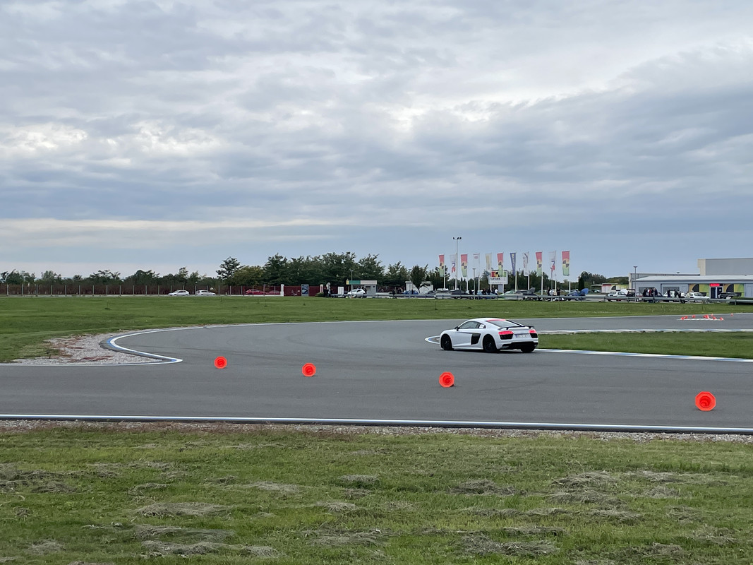 386B215B-C380-4A9D-AE2D-02A1DC12B366