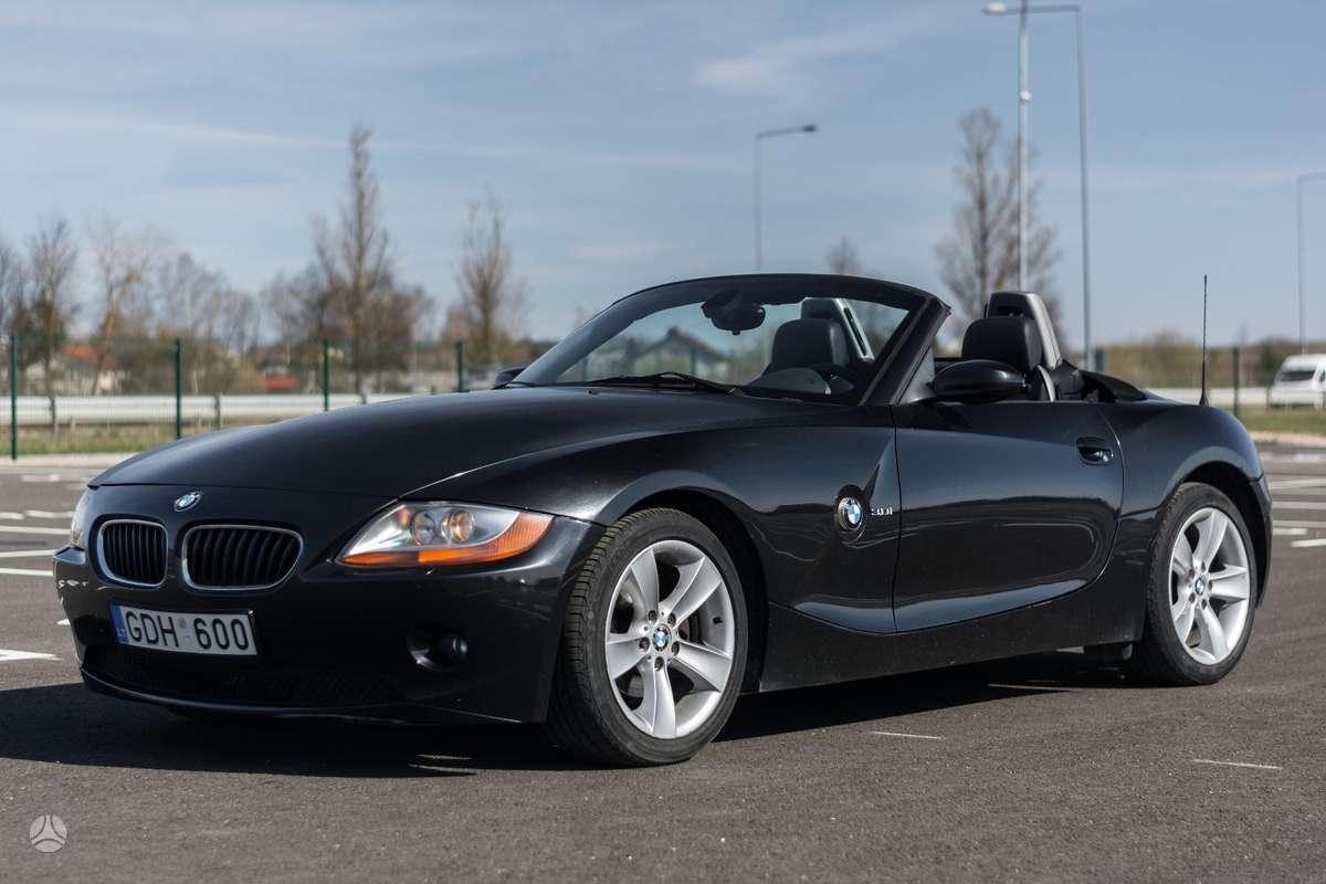 Z 4 3. BMW z4 кабриолет. БМВ кабриолет 2 местный z4. БМВ z4 2003 кабриолет. BMW z4 2003 3.0.