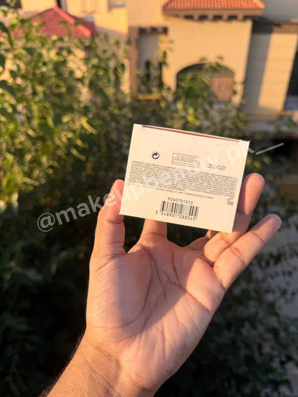 DiorSnow Bloom Perfect Moist Cushion SPF 50+ PA+++ Shade: 010 (Light beige) With Refill included. - image 3