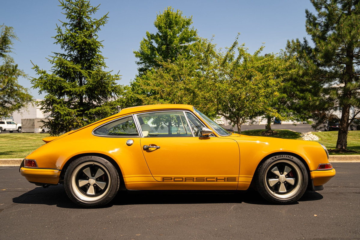1990-porsche-911-reimagined-by-s2.jpg