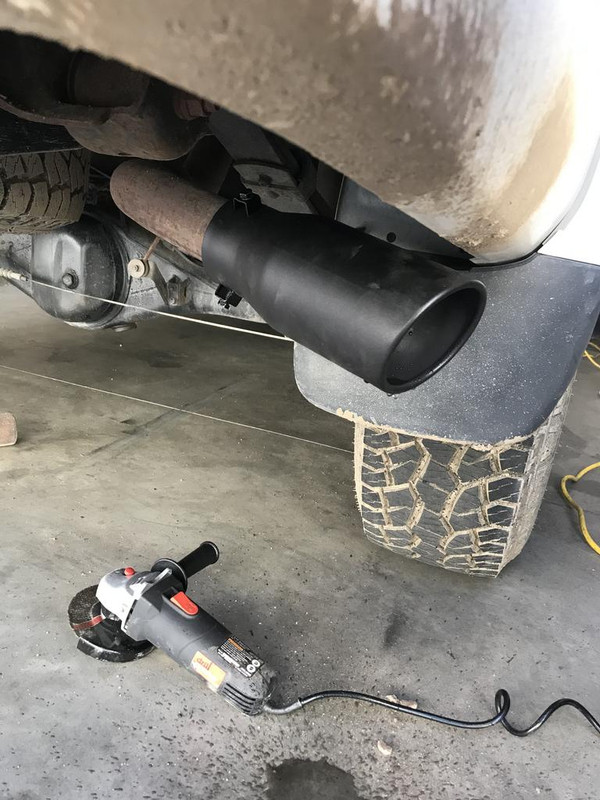 B0923085-13F7-4137-B118-8E757FED898A