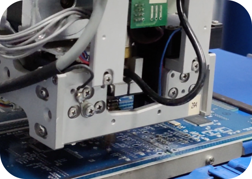 Foto da linha de produÃ§Ã£o da Fiberwan