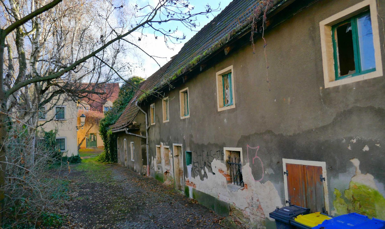 Bild: https://i.postimg.cc/3wwg5t6y/P1330227.jpg