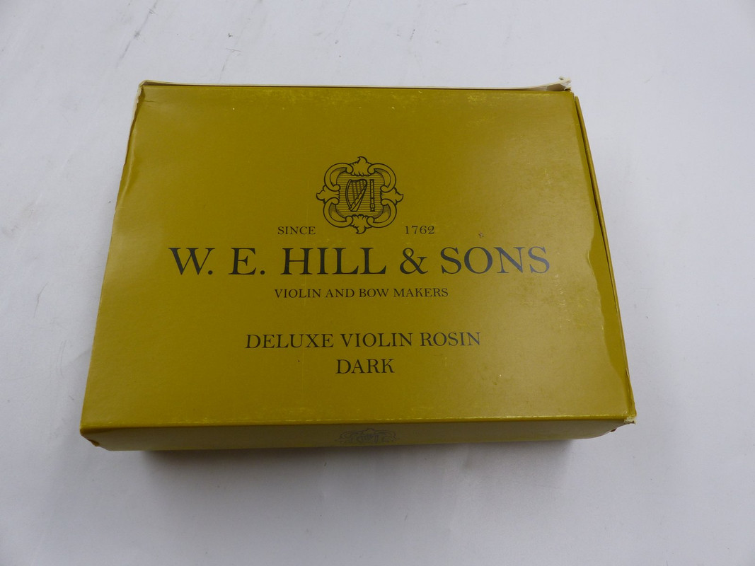 HILL & SONS DARK VIOLIN ROSIN PACK OF 12