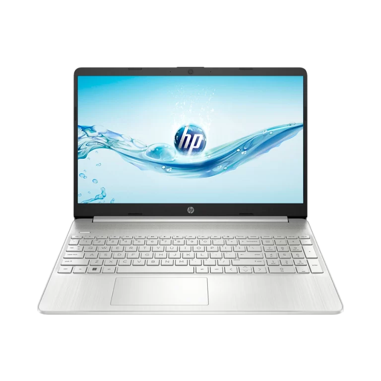 Laptop HP de 15.6 pulgadas en color plata, mostrando su diseño delgado y moderno.