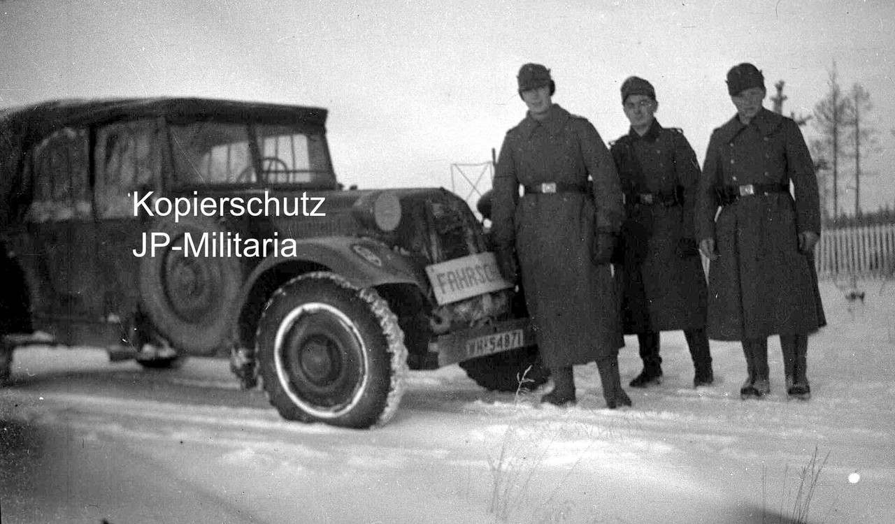 Foto Wehrmacht GEBIRGSJÄGER mit Fahrzeug Lastwag