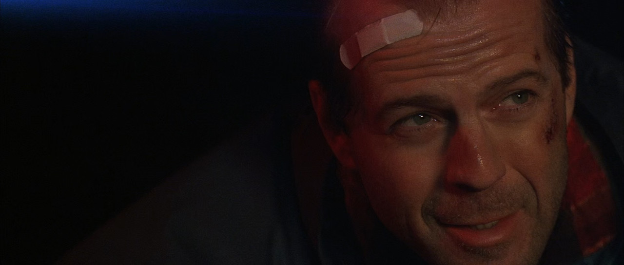 Die Hard with a Vengeance 1995 (1080p x265 10bit Tigole).mkv_sna