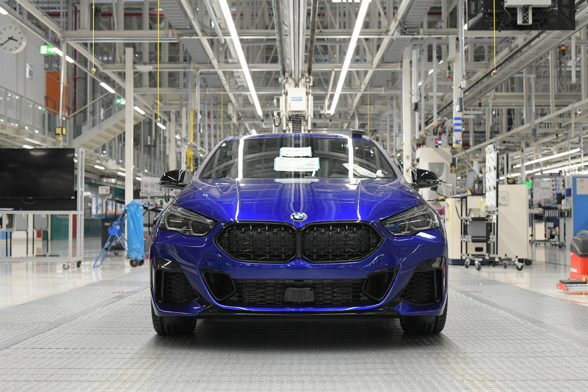 P90433335_highRes_bmw-2-series-gran-co