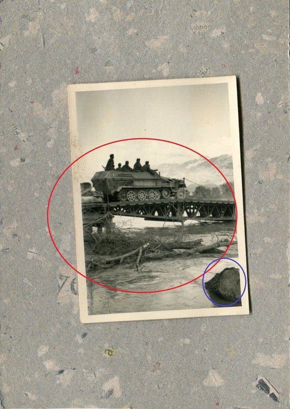 FOTO LEVIA Griechenland Pz Spähwagen Halbkette überquert Ersatzb