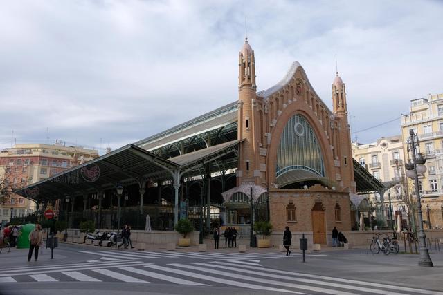 VALENCIA en un fin de semana - Blogs de España - Domingo 31/12: Centro de Valencia y Fin de Año en la Plaza del Ayuntamiento (8)