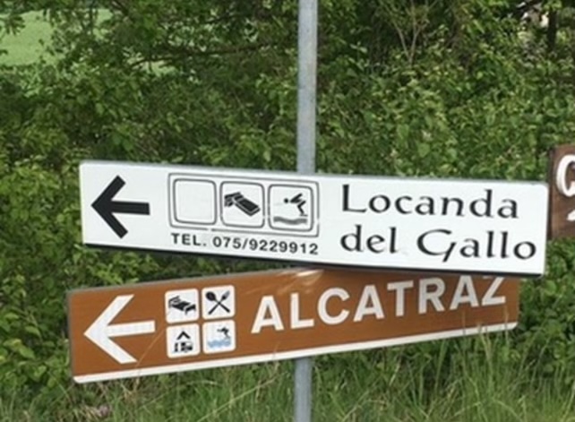 Locanda Sign
